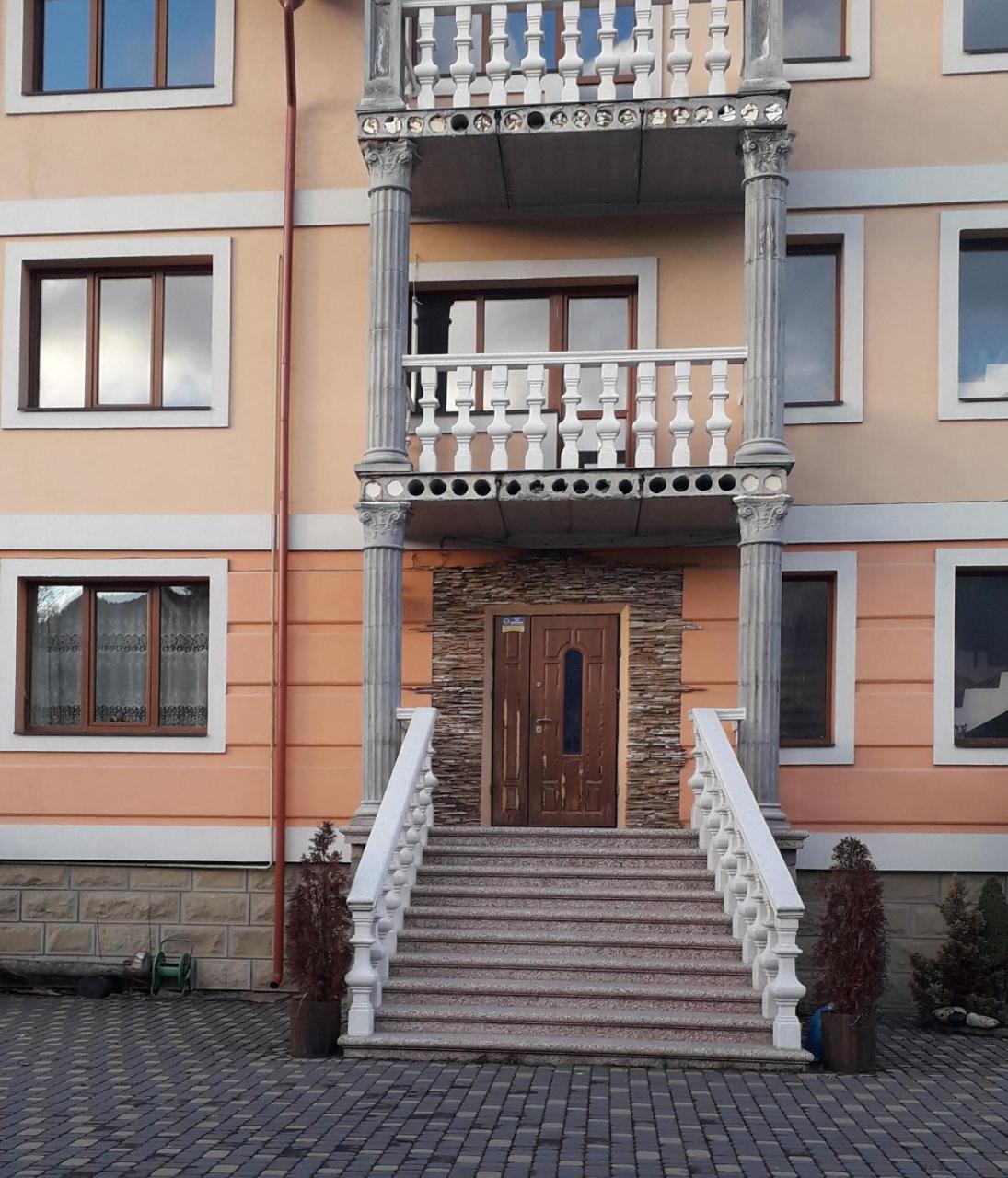 Затишний Дім Jaremtsche Exterior foto