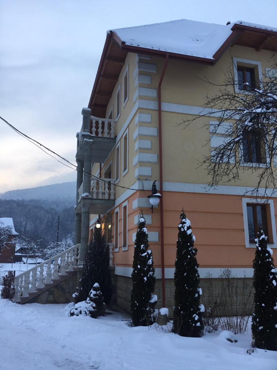 Затишний Дім Jaremtsche Exterior foto