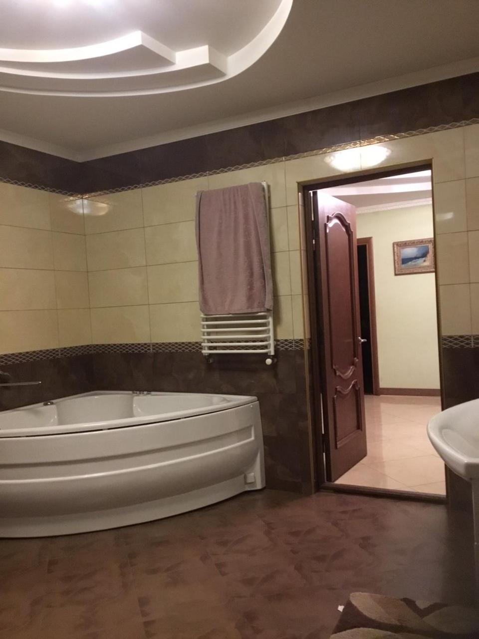 Затишний Дім Jaremtsche Exterior foto